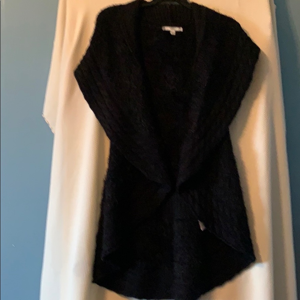 Sweater vest
